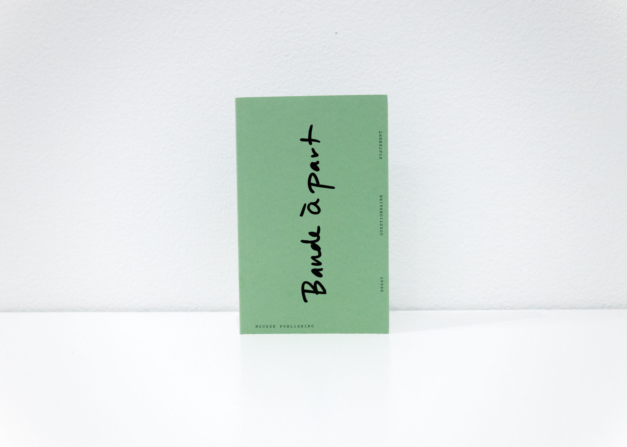 Bande à part: On Independent Art Institutions