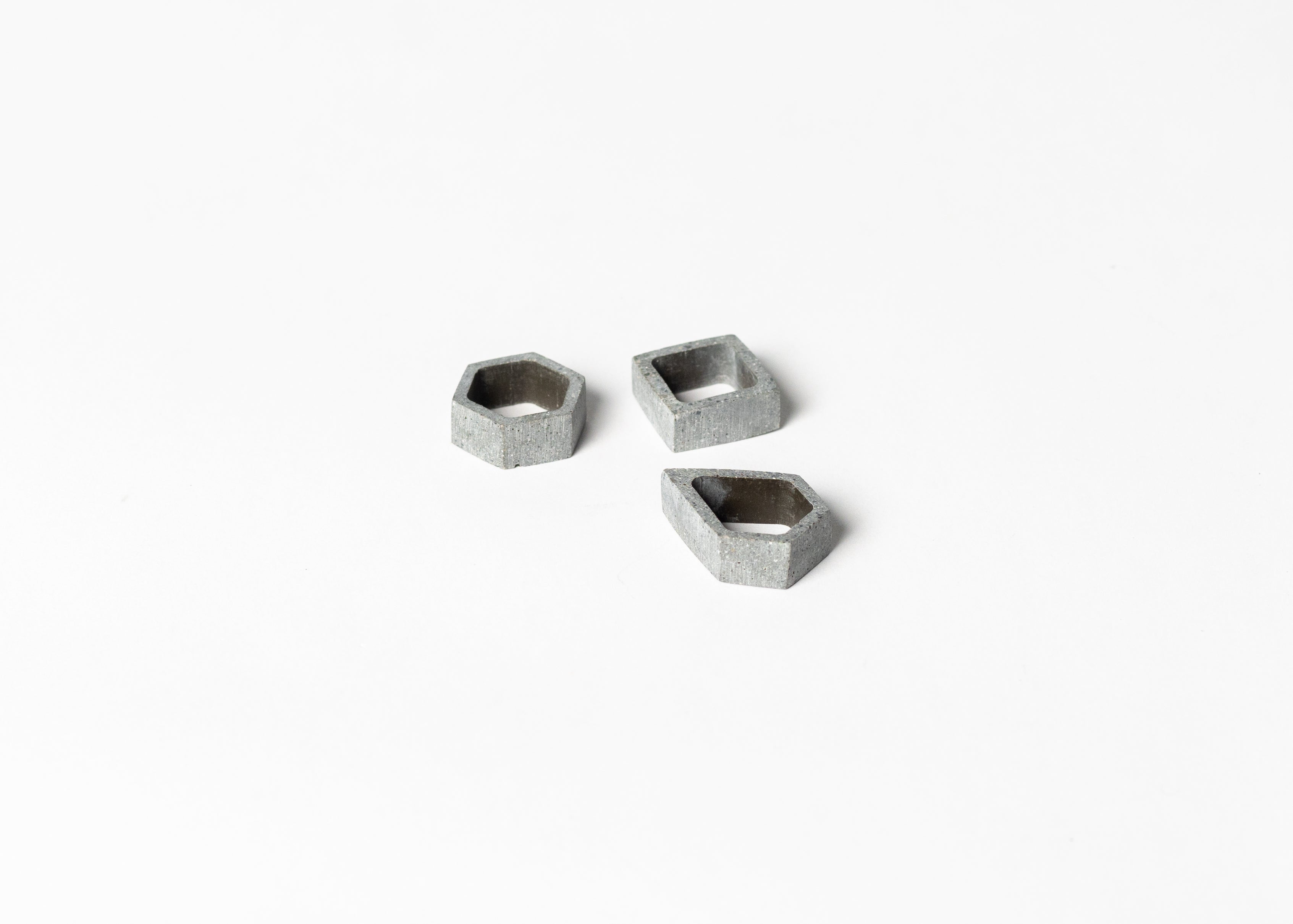 Concrete Outline Ring