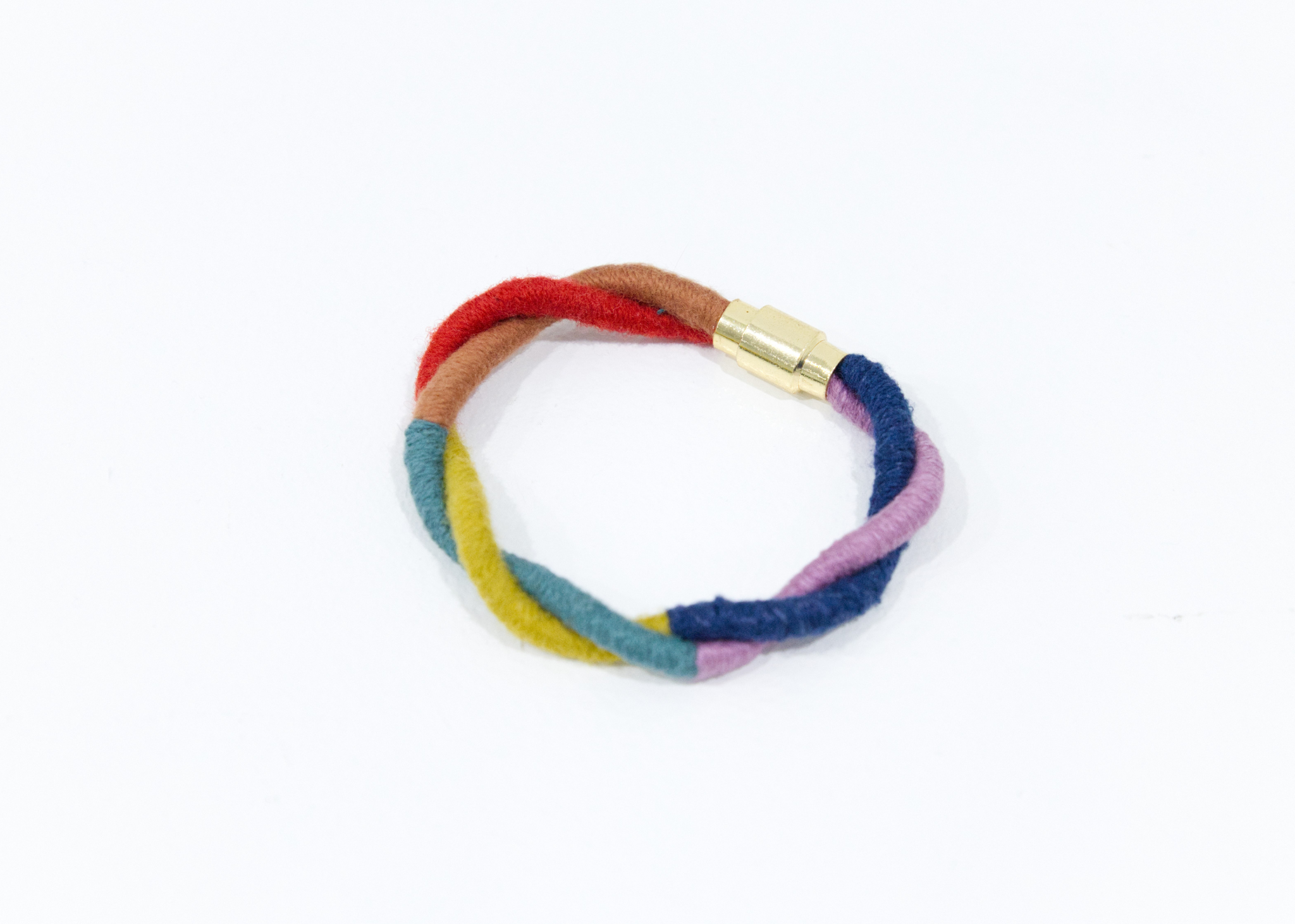Twist Magnetic Bangle